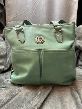 Relic-Green Women's Tote Bag with Gold Accent